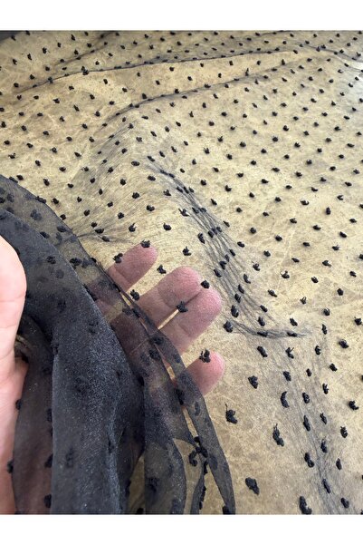 METERİAL Țesătură din tul organza negru cu buline (Lățime: 150 cm) – Material pentru rochii de seară și rochii.