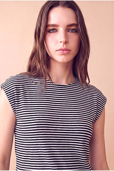 WESTMARK LONDON Women's Viscose Blended Black / Ecru Striped Short Sleeve Cre...