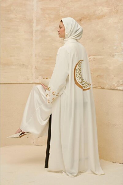 İLVERA Gold Nakışlı Hilal Detaylı Abaya - Sırt İşlemeli Geniş Kol Tesettür Dı...