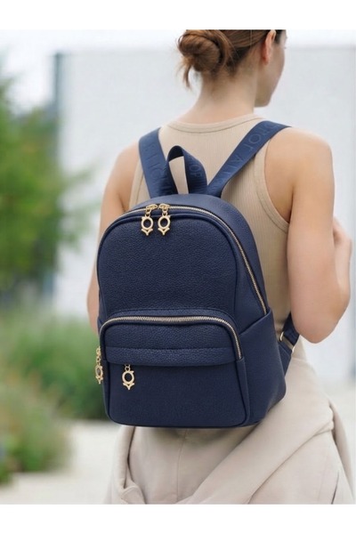 ZEYS Stylish and Convenient Women's Backpack with Four Compartments