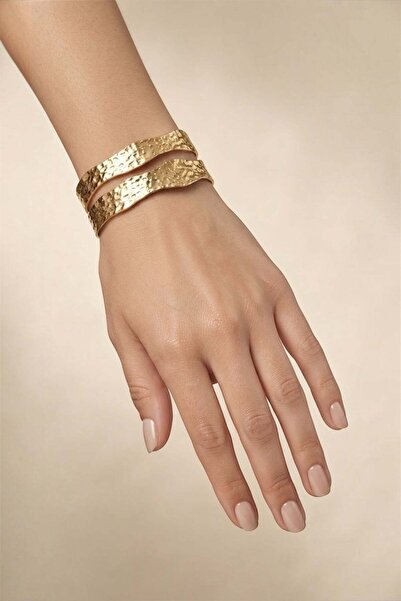MatmazelLavinya Rose Gold Kaplama Çift Sıralı Dövme Dokulu Kelepçe Bileklik