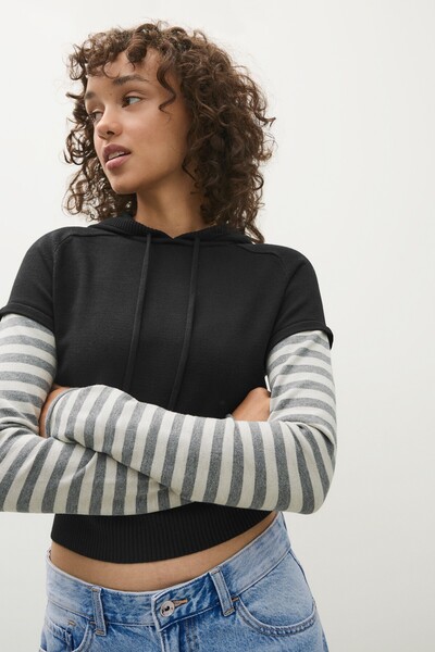 Bershka Kontrast kollu kapüşonlu kazak
