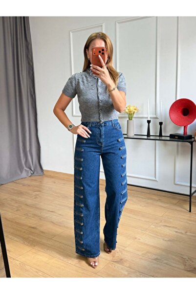 Size Özgü Mavi Düğme Detaylı Jean