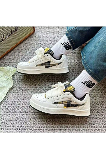dorbe Women's White Plaid Sneakers