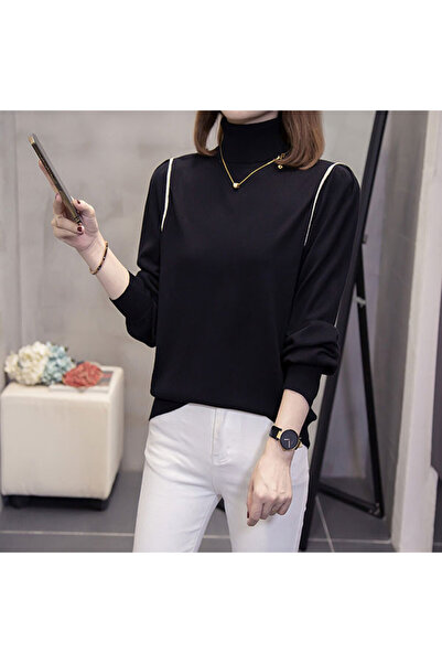 dorbe Women's Black Turtleneck Sweater