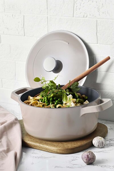 SwissHaus 24 cm saucepan with lid, Sapphire non-stick interior, beige – Zuric...