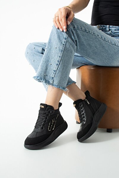 SEFERİ Women's Black Lace-Up Comfortable Sports Shoes
