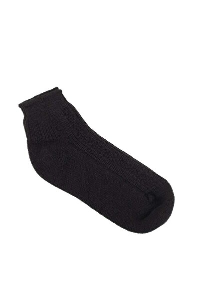 Zeynep Büyükbay Seamless Short Wool Socks Black