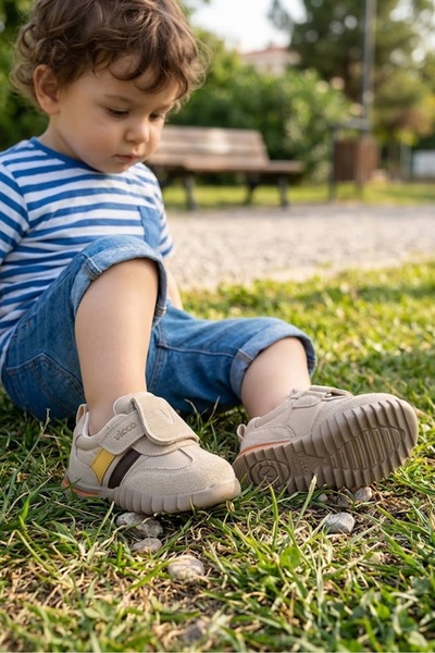 Vicco Easy-To-Wear Velcro Unisex Girls' and Boys' Children's Sports Shoes