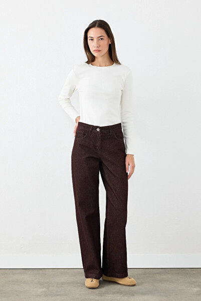 Gusto Straight Fit Denim Trousers - Burgundy