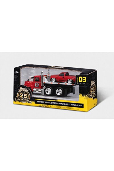 Maisto MUSCLE TRANSPORTS 1980 MACK R685ST FLATBED TRUCK AND 1993 CHEVROLET 45...