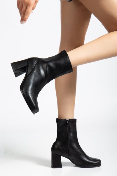 SEDRİK Women's Heeled Boots with Blunt Toe and Side Zipper, Nayis Black