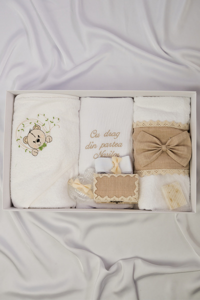 Happy Bears Trusou botez de vara pentru baieti, 7 piese, “Ursulet cu papion”,...