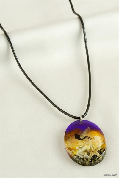 ZERO LAND Spt-Gld Mermaid Oval Epoxy (04515) Necklace Purple
