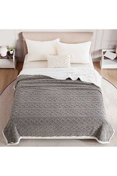 RMR textile Patura pufoasa cu blanita dimensiunea 200x230 cm,cu model ,in div...