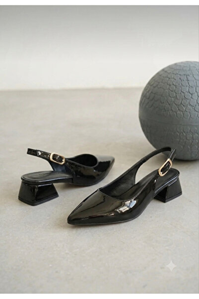 MADAM RENK Woman Shoes Since 1958 M.K Madam Renk Siyah Rugan Sivri Burunlu Ar...
