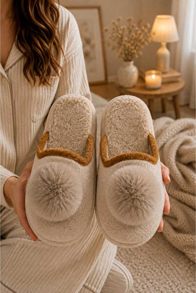 Slipcat Women's Pompom Detailed Winter, Warm, Plush House Slippers