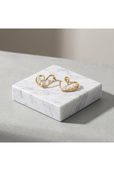Prizma Concept Women's Gold Color Elegant Pearl Detailed Heart Design Half Hoop Earrings - Minimal Aesthetic Stylish Daily & Gift Jewelry Accessory