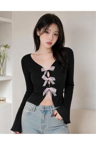 İsra Ayyıldız Moonstar Collection Coquette lolita soft Pinterest fiyonk detay...
