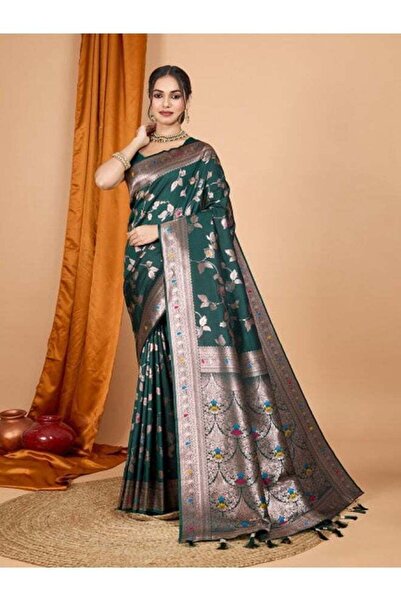 ViViRaSmi Generic Banarasi Silk Saree with All-Over Zari Floral Leaf Weaving ...