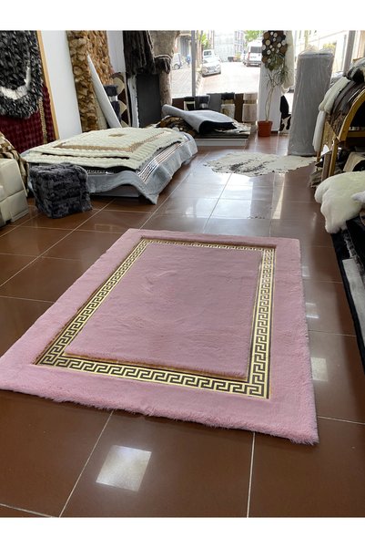 Deri Halı Dünyası Pembe Renkli Gold Varaklı Peluş Oturma Odası ve Yatak Odası...