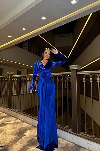 Euro Class Stretchy Velvet Fabric V-Neck Belted Evening Dress