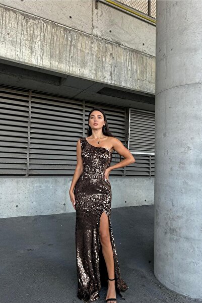 Euro Class Velvet Fabric Asymmetrical Collar Sequined Evening Dress