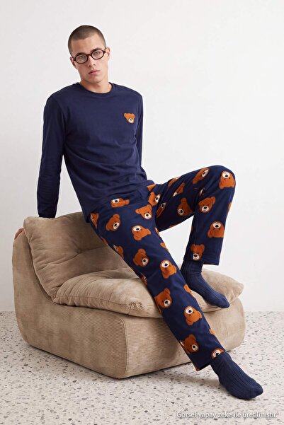 Trendyol Collection Navy Blue Regular Fit Teddy Bear Printed Knitted Pajama S...
