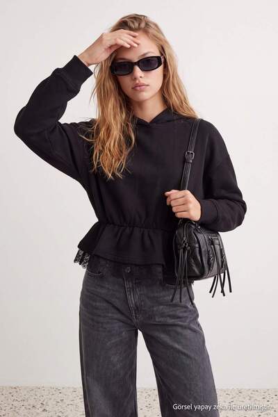 Trendyol Collection Black Thick Peplum Lace Detailed Hooded Long Sleeve Knitt...