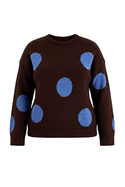 Trendyol Curve Brauner, weich strukturierter Strickpullover mit Polka-Dot-Mus...