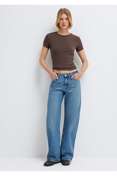Mavi Braunes Basic-T-Shirt mit eng anliegendem Schnitt 1613811-88067
