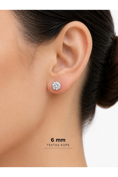 jelux silver Gümüş 925 Ayar 6 mm Premium Star Kesim Zirkon Taşlı Çivili Küpe