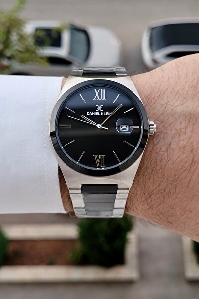 Daniel Klein Black Metallic Color Cord 2 Year Warranty 41.5 mm Men's Wristwatch