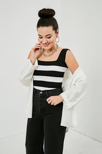 Kırçiçek Black and White Striped Thick Strap Square Neck Blouse