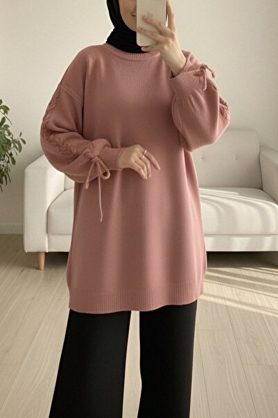 Modamorfo Round Neck Sleeve Knit Detailed Sweater -G.Kurusu