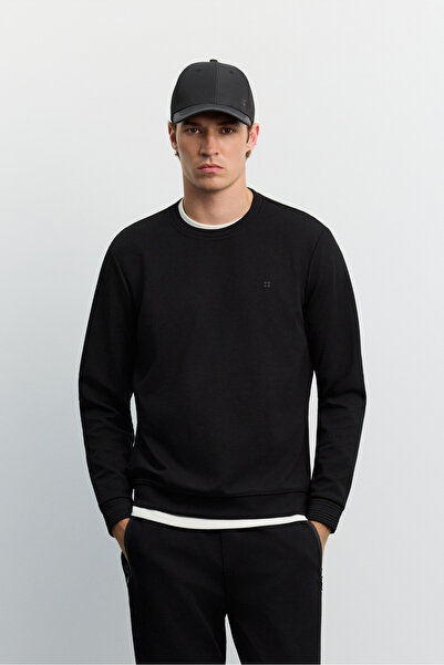 Avva Erkek Siyah Bisiklet Yaka Kolay Ütülenen Regular Fit Sweatshirt B001035