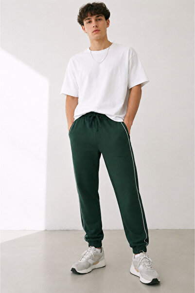 WE&ME Men's Side Stripe Sweatpants – Comfortable Fit, Elastic Waist, Casual &...