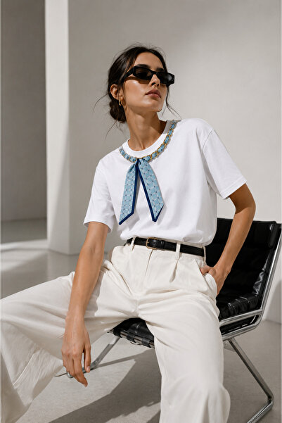 DI LORIA Women's White Chain and Scarf Detailed Oversize Short Sleeve T-Shirt...