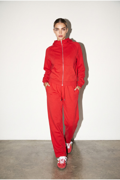 Amia&Co. Κόκκινο σετ γυναικείας φόρμας oversize με φερμουάρ