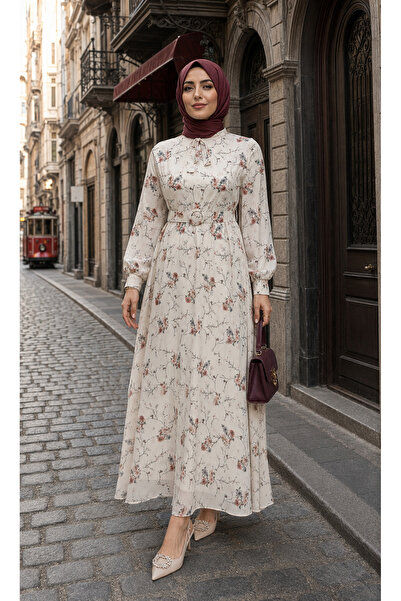 Novaİst DESENLİ KEMERLİ ŞIK ŞİFON KALİTELİ YAZLIK KADIN ELBİSE (beyaz desenli)