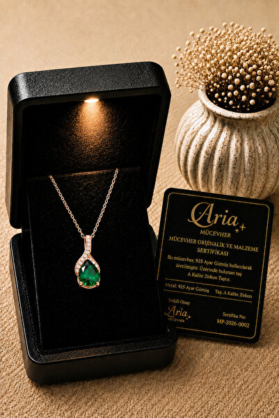 eva'sjewellery diamond Damla Zümrüt Kolye Zirkon Taşlı, 18 Ayar Altın Kaplama...