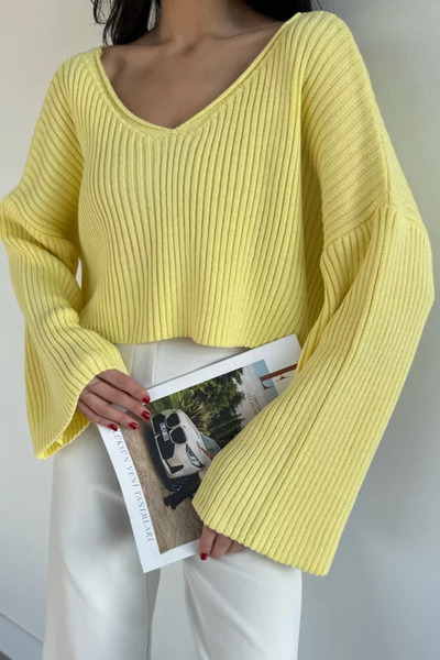 TOZLU V-Neck Crop Top Loose Knit Blouse