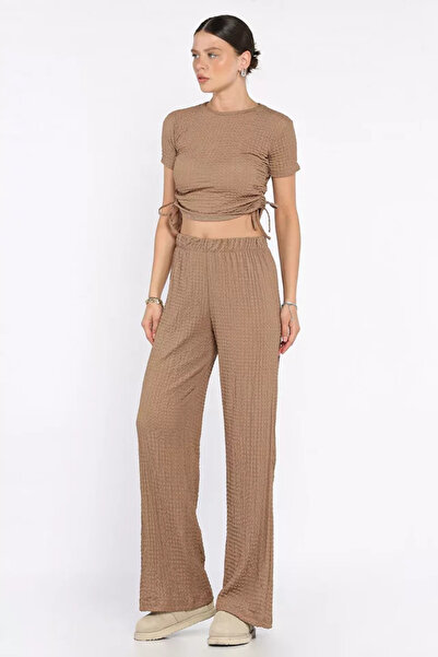 TOZLU Women's Self-Patterned Side Gathered Blouse and Trousers Two-Piece Set
