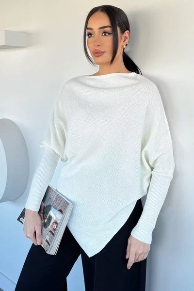 TOZLU Gülseli Asymmetrical Cut Knitwear Sweater