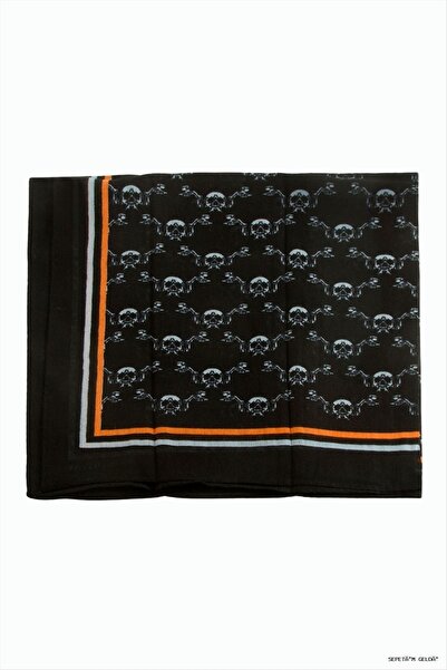 ZERO LAND Spt-Gld Skull Patterned Bandana (190952) 50X50 Black