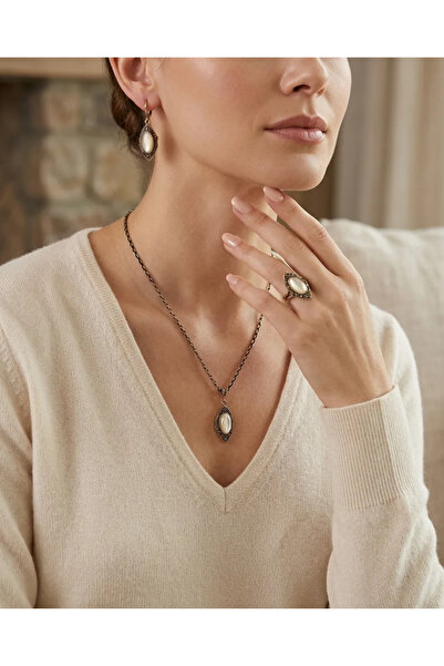 Dorvina Bronze Women Copper Womenjewelry Set White Stone Oval Stone Shuttle V...