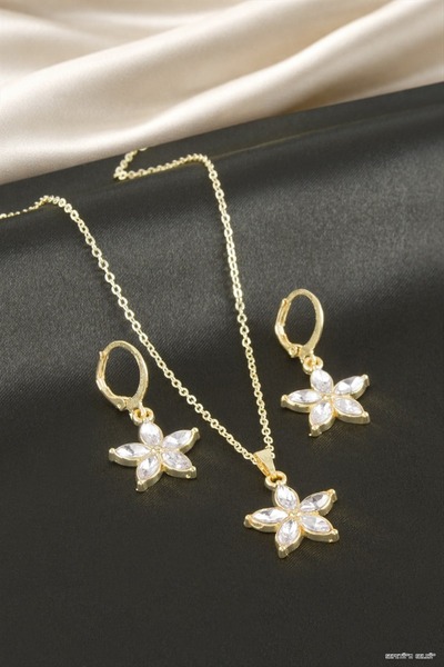 ZERO LAND Spt-Gld Daisy Stone Set Necklace (211335) Silver Color