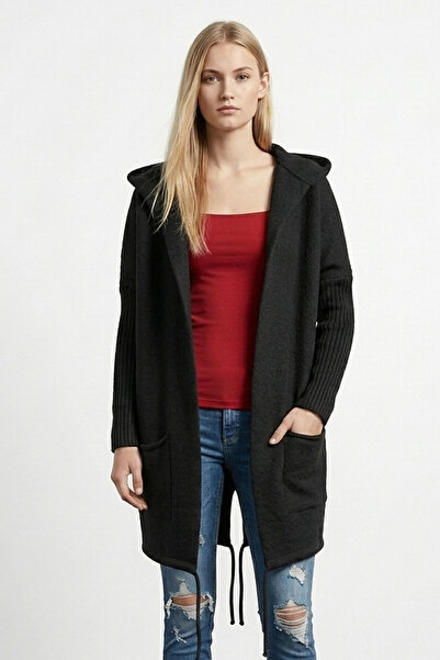 Şiir Tekstil Gret Oversize Soft Textured Hooded Back Skirt Slit and Lace Deta...