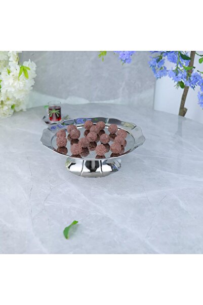 Al Hadaya Mall Silver serving dish made of luxurious stainless steel - Silver...