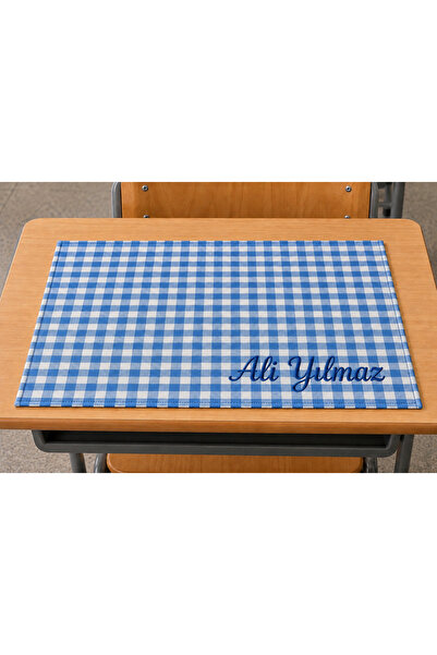 Kişiye Özel İsim Nakışlı Beslenme Örtüsü 35x45 cm – Su Geçirmez Leke Tutmaz Duck Kumaş Amerikan Servis